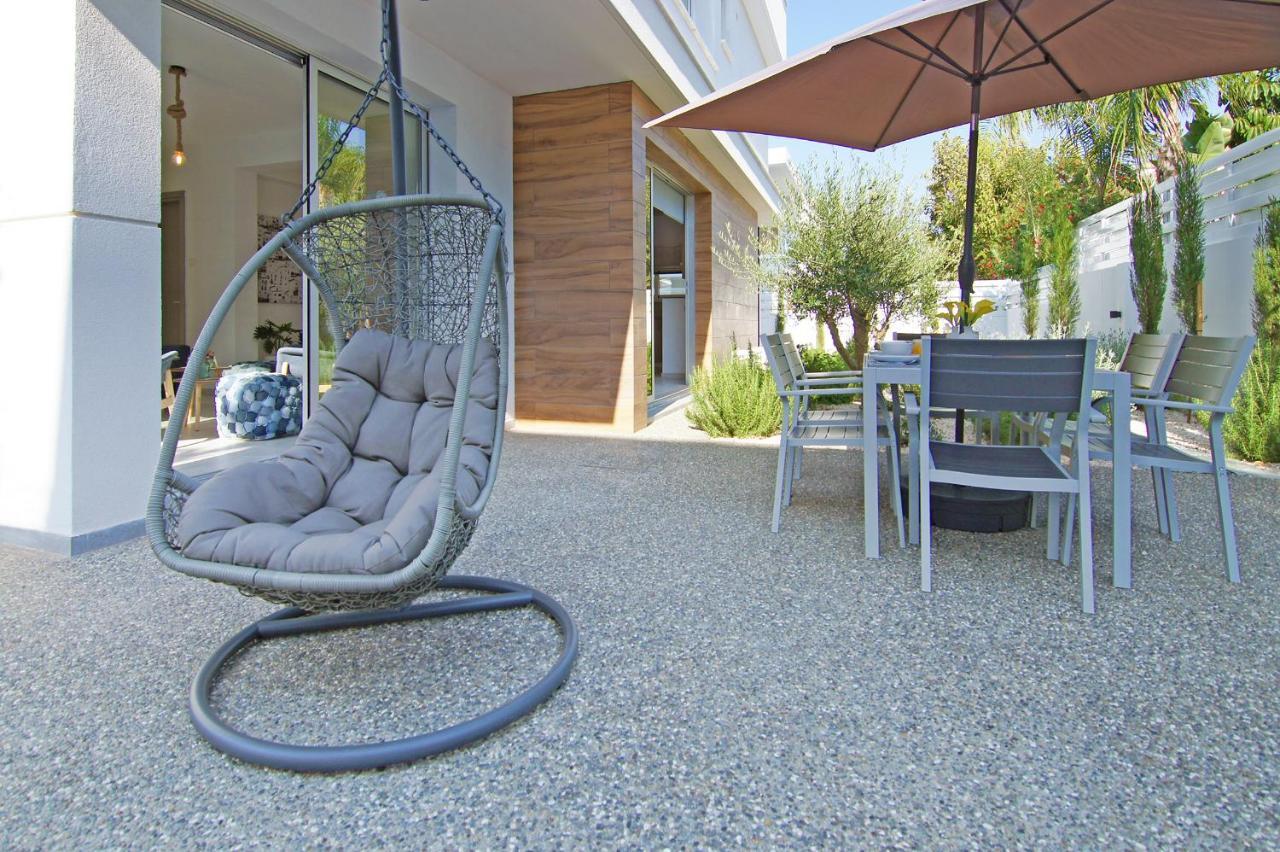 Villa Lily Protaras Exteriör bild